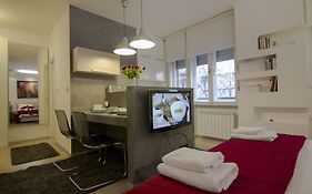 Studio Apartment Picasso